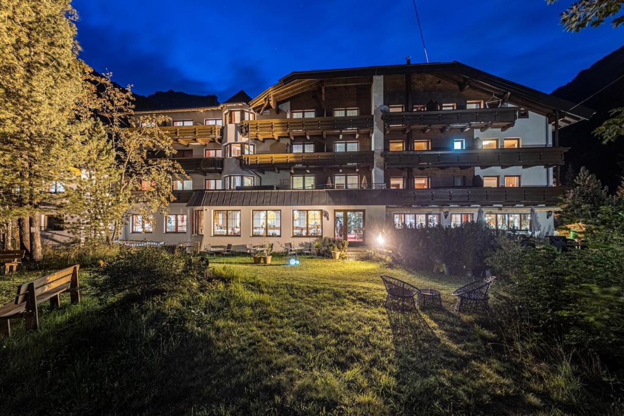 Hotel Gletscherblick Sankt Leonhard im Pitztal Exterior foto