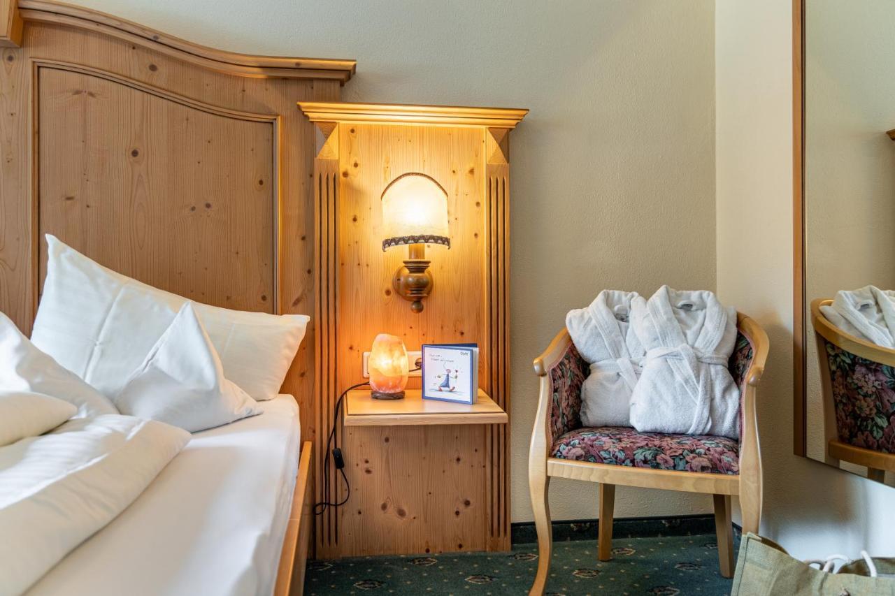 Hotel Gletscherblick Sankt Leonhard im Pitztal Exterior foto