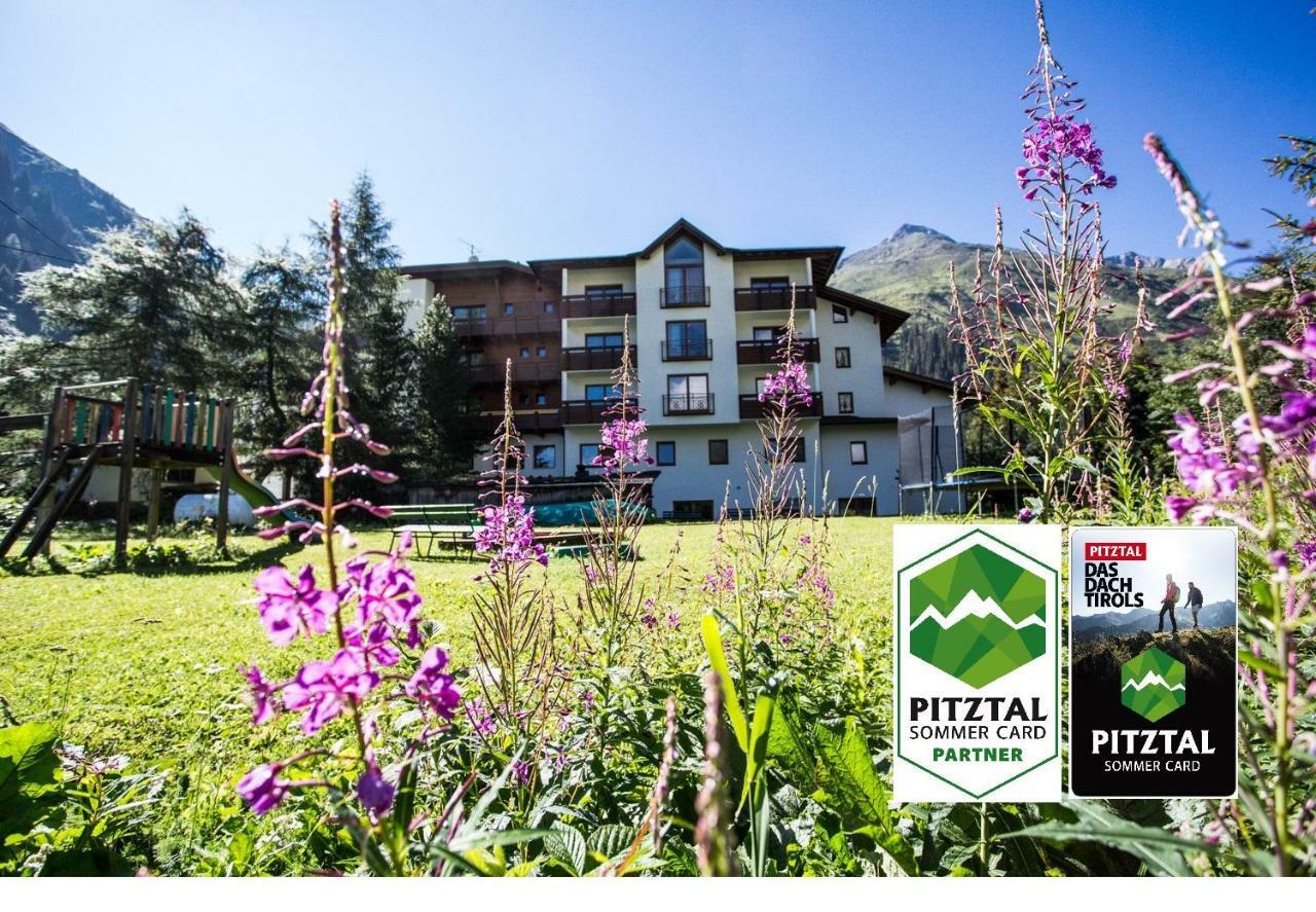 Hotel Gletscherblick Sankt Leonhard im Pitztal Exterior foto